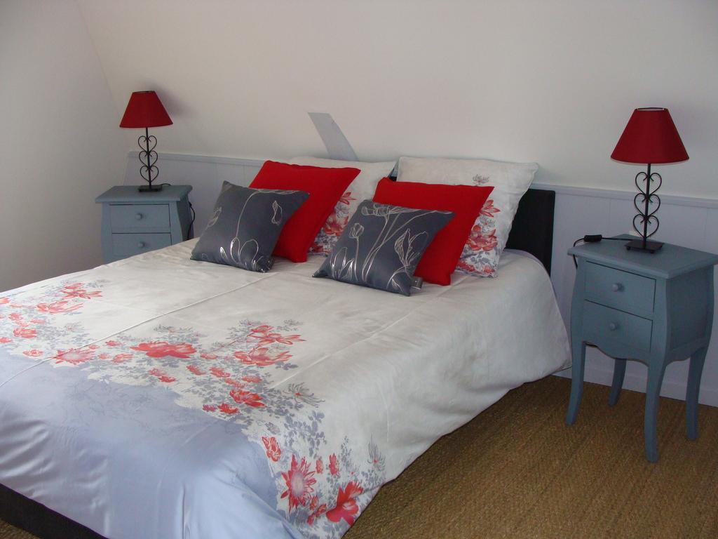 Le Vieux Castel Goustranville Room photo