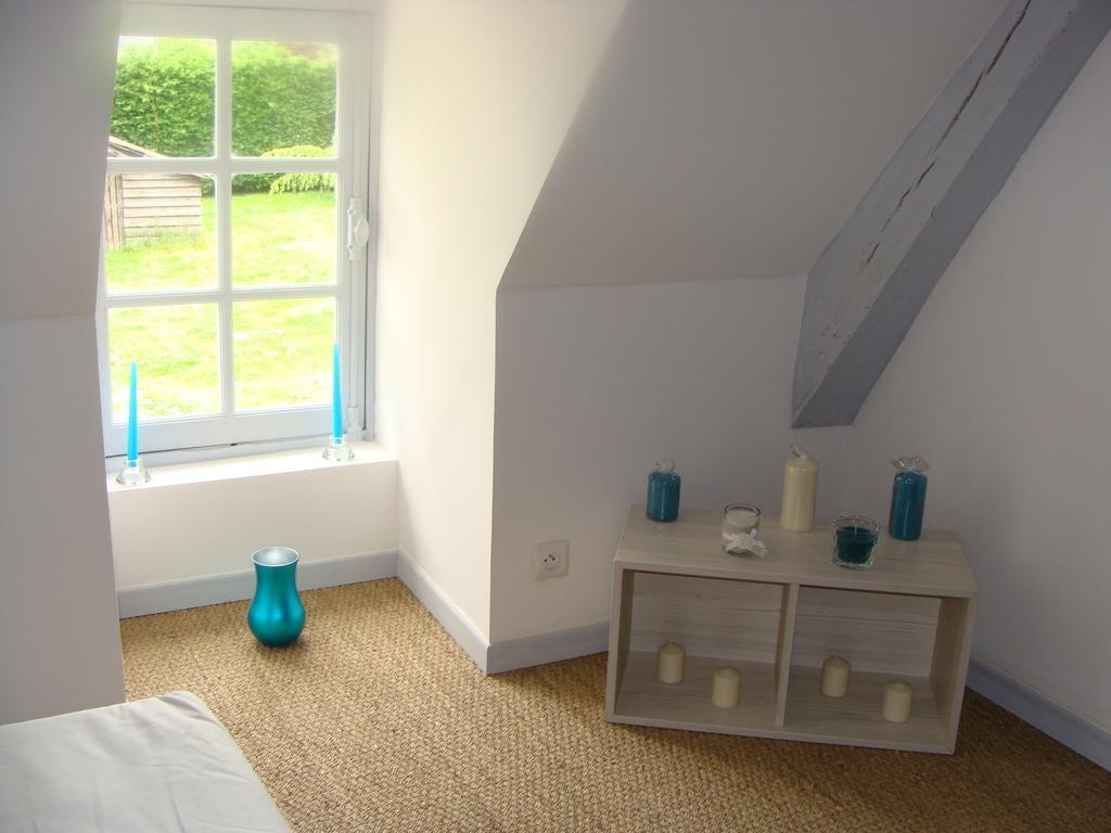 Le Vieux Castel Goustranville Room photo